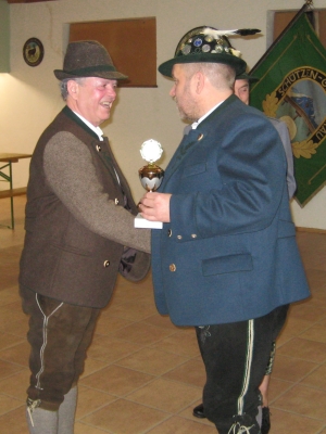 Foto Gesamtsieger Vortel aufgelegt: Rösner Helmut