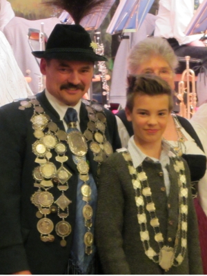 Foto Jugendschützenkönig Scharpf Michael und Schützenkönig Zimmermann Hermann