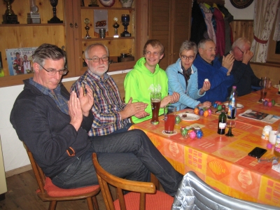 Foto Ostereierschießen