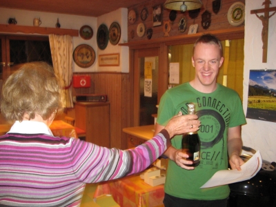 Foto Döscher Christian gewinnt das Bogenschießen
