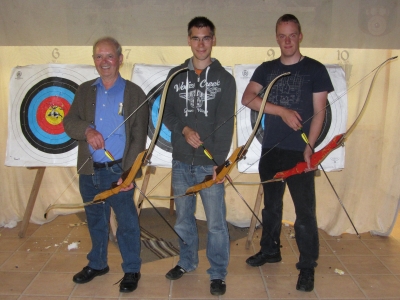 Foto mit den Siegern des Bogenschießens