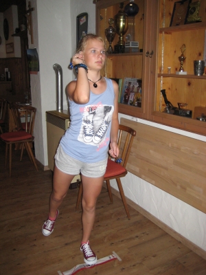 Foto Sommermehrkampf 2017, Darten, Stoßbuddeln